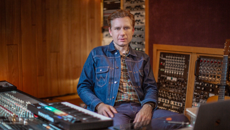 [教程]MixWithTheMasters Songwriting Techniques #1 Alex Kapranos（1.01GB）插图
